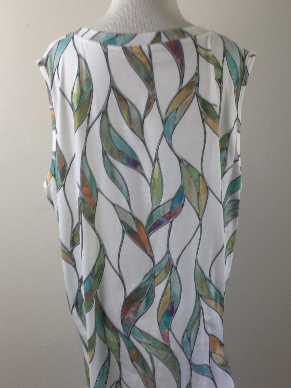 Sleeveless Top xl - Picture 4 of 5